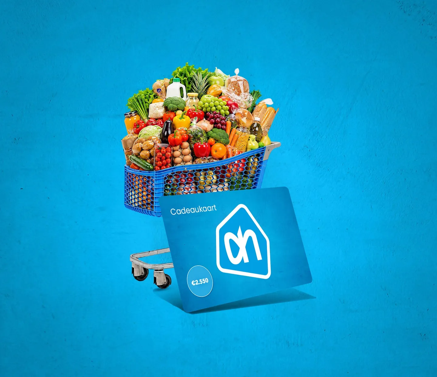 Blauwe winkelwagentje gevuld met groenten en boodschappen naast een cadeaukaart ter waarde van 2,50.