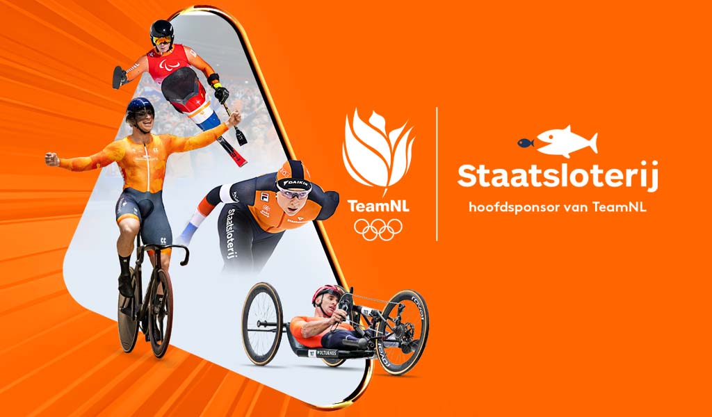 Sporters in oranje outfits met Staatsloterij logo, TeamNL hoofdsponsor.